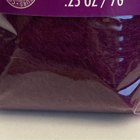 10 Dimensions FeltWorks 100% Wool Roving 0.25oz Orchid Boysenberry Purple - Picture 5 of 16